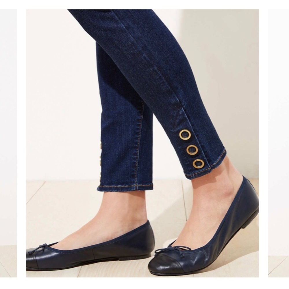 Loft Denim Mid Rise Skinny Button detail Sz 10/30